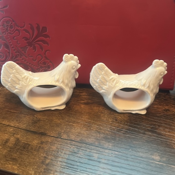 White Ceramic Chicken Napkin Rings vintage - Picture 3 of 4